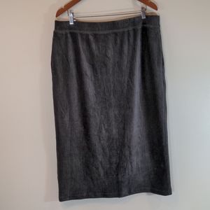 Uniqlo Dark Gray Corduroy Skirt XXL